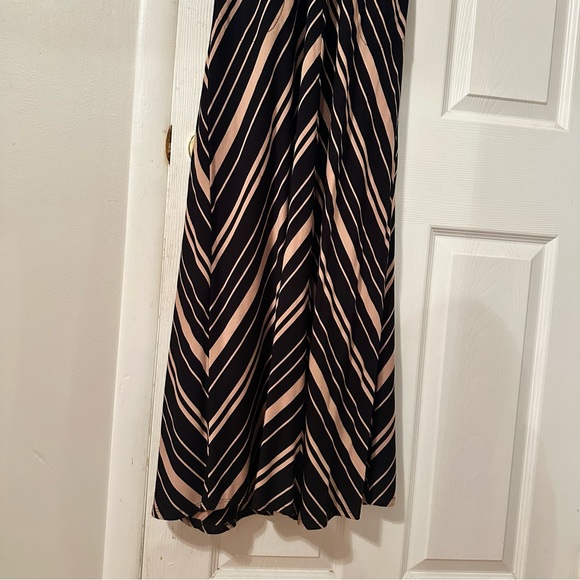 Soma Elegant Black and Cream Striped Halter Dress - Picture 5 of 7